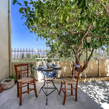 Serenity Courtyard Village Kouses