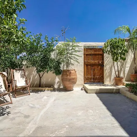 Serenity Courtyard Village Apartament